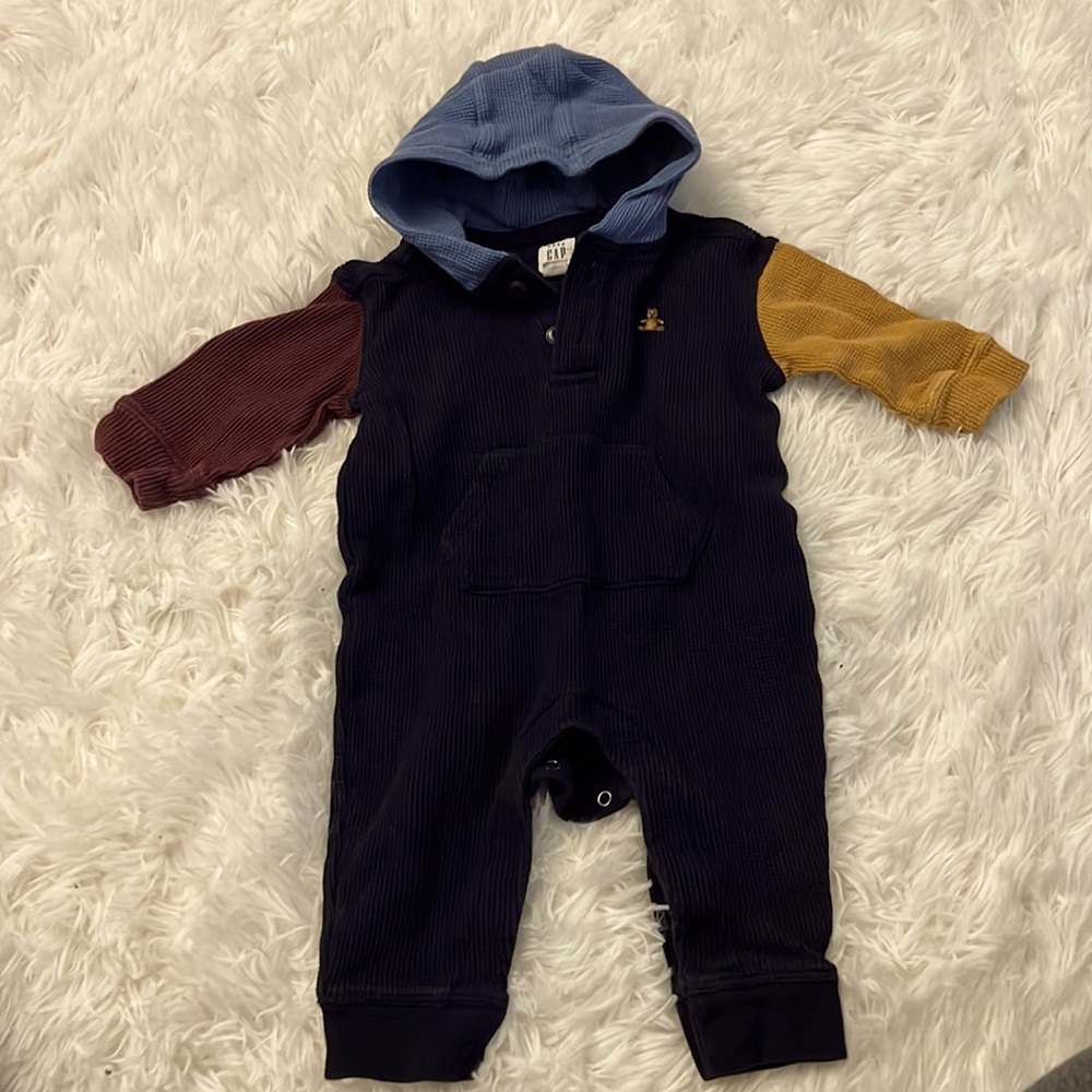 Gap Color Blocked Hooded Thermal One Piece 6-12 Months